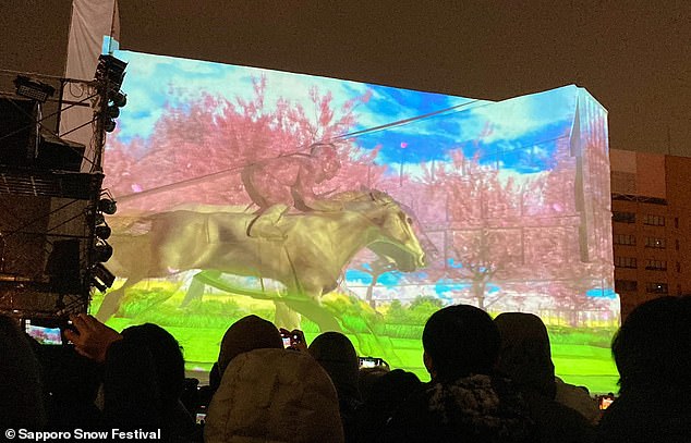 Look at it snow: one of the large sculptures in Odori Park depicts a thoroughbred galloping to glory. Upstairs, during the day, downstairs, with light projections that animate it at night.