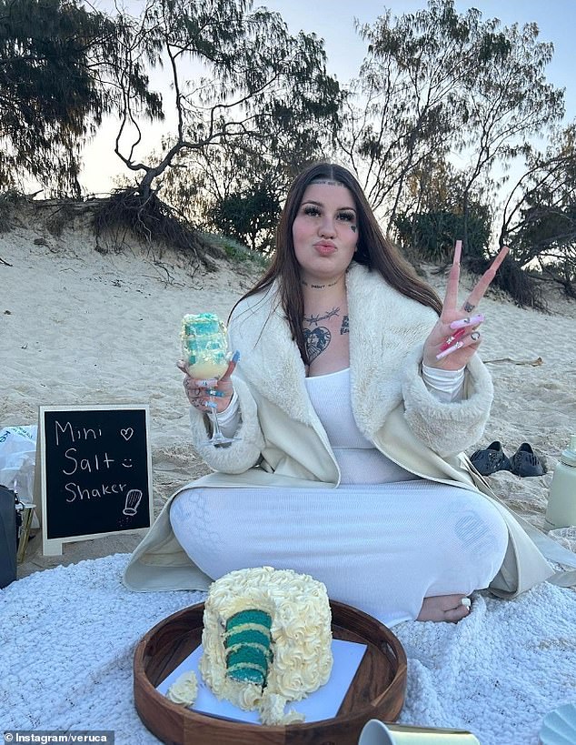 Veruca first announced her pregnancy in June by sharing a photo of a white and blue cake.