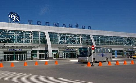 Safe landing: 239 passengers were taken to the final destination of Novosibirisk airport despite Golev's death