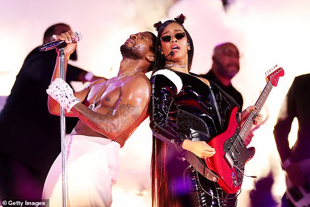The 45-year-old singer brought out stars like Alicia Keys, Jermaine Dupri, HER, Will.i.am, Lil Jon and Ludacris during his star-studded show.