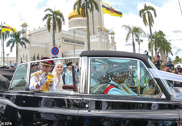 More than 5,000 people are expected to attend a reception at the Istana Nurul Iman Palace today.