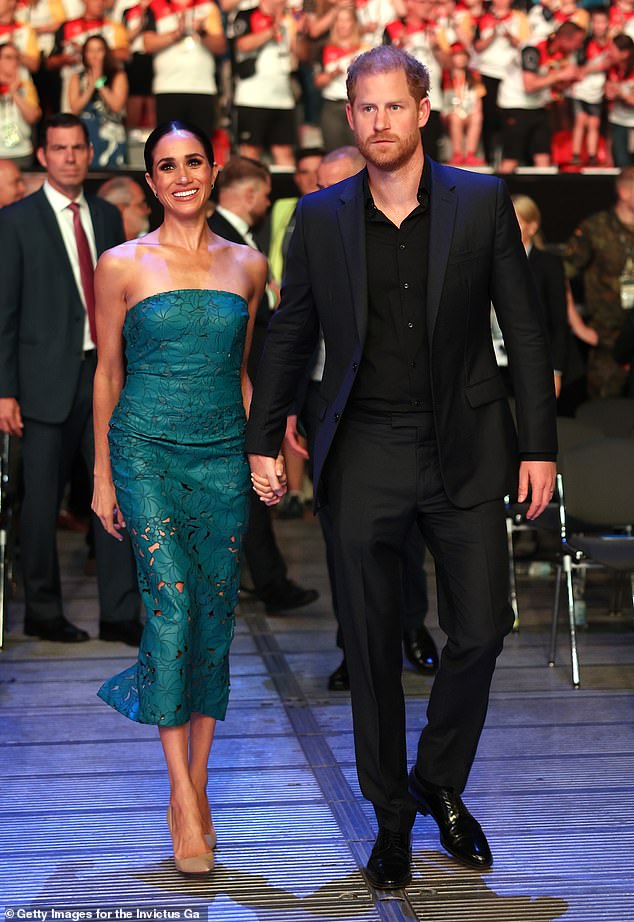 Harry and Meghan attend the closing ceremony of the Invictus Games Dusseldorf 2023 at the Merkur Spiel-Arena on September 16, 2023.