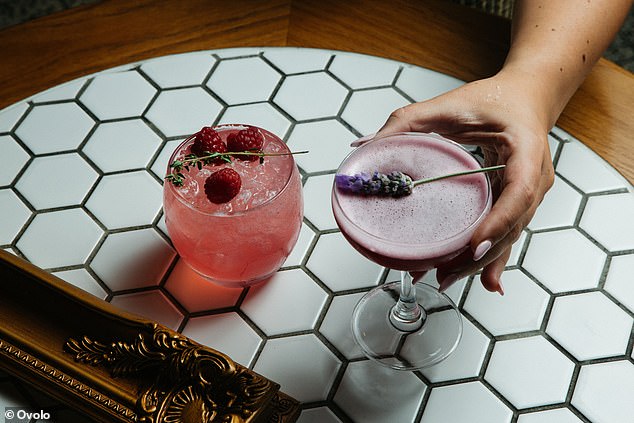 To 'Shake It Off' with something non-alcoholic, there's a delicious berry drink named after her hit Taylor song, with NON 3, raspberry cordial, lime juice, sugar syrup, elderflower tonic Fever Tree and spring thyme, lemon zest and raspberries
