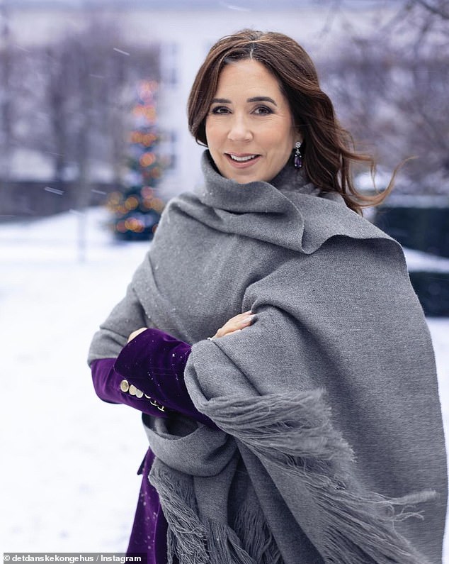 Princess Mary has shared a cryptic post about loneliness and the need for positive human connection before Christmas.