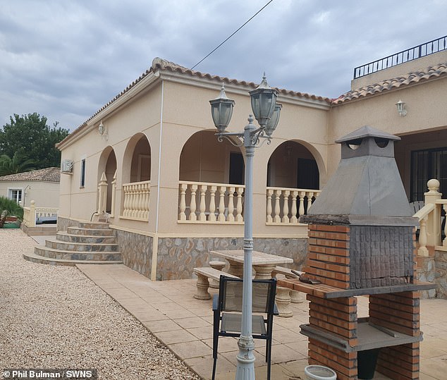 Phil and Anne Bulma's house in Almoradí, Spain