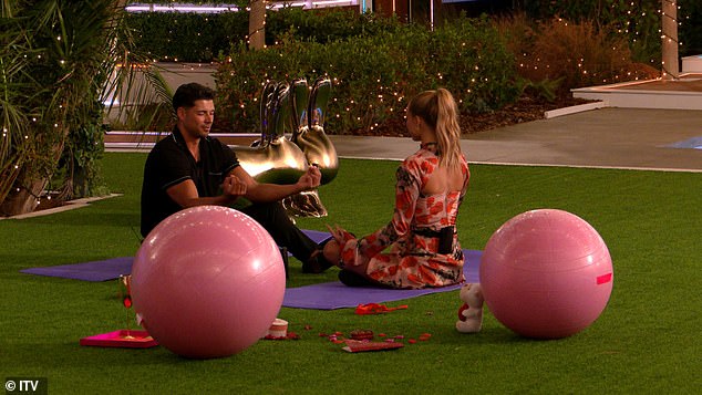 Later in the episode, Georgia and Anton enjoyed a romantic date.