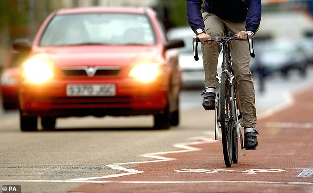 The changes to the Highway Code introduced on January 29, 2022 encourage cyclists to ride in the middle of the road in some circumstances and, even if there is a bike lane, they will not be required to use it