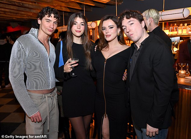 The actress also smiled alongside her fellow guests Martin Soto, Nichole Friedman and Vincent Perella.