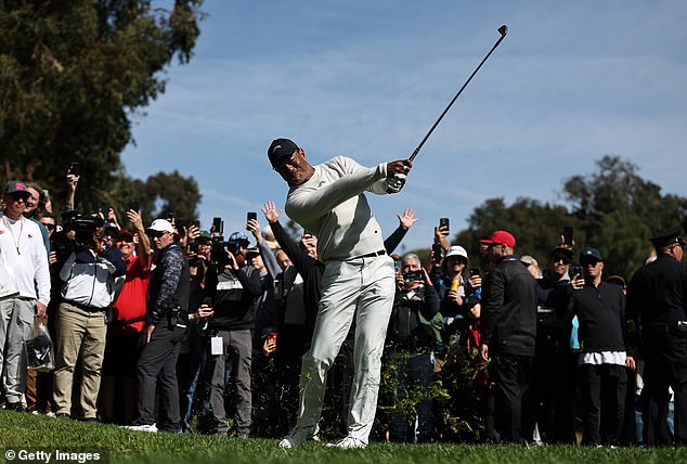 As usual, Woods drew a large crowd Thursday at California's Riviera Country Club.