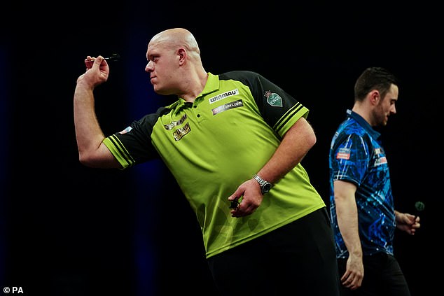 The victory puts the Dutchman at the top of the Premier League Darts standings with 10 points.