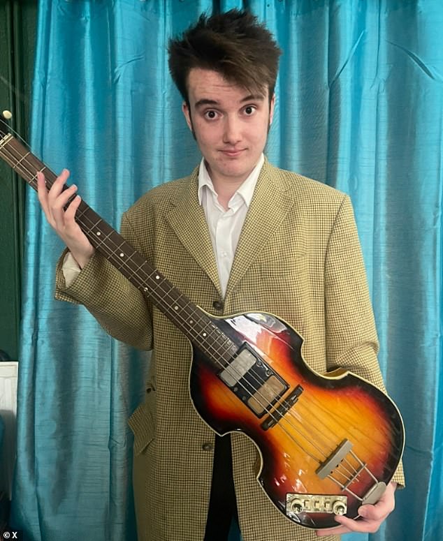 Film enthusiast Ruaidhri Guest shared a photo of himself, supposedly with the prized guitar, on social media on Tuesday.