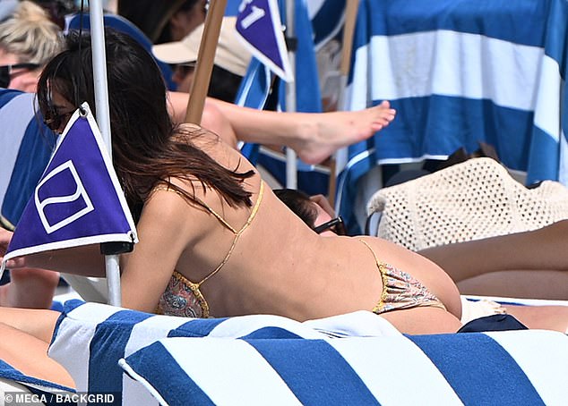 Ratajkowski showed off her pert butt in her tiny thong