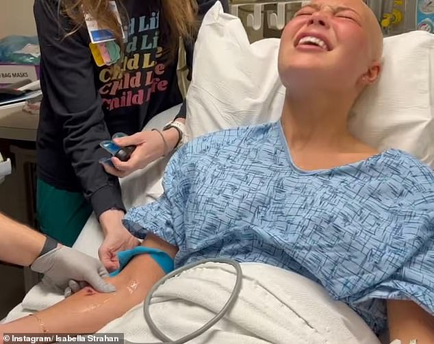 The 19-year-old has taken her fans behind the scenes about her difficult preparation for chemotherapy, in which she undergoes several tests.