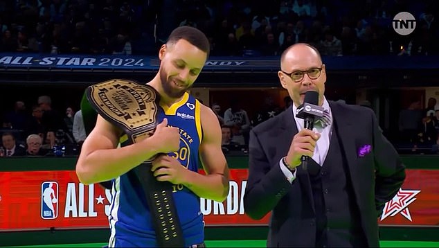 Curry defeated Ionescu by three points and took home the custom 3-point championship belt.