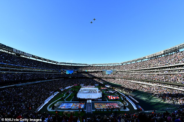 Fans filled MetLife Stadium in New Jersey for the game between the in-state rivals.