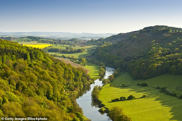 The Wye Valley is an area of ​​outstanding natural beauty and the Old Court Hotel near Symonds Yat is well equipped with multiple ultra-fast chargers.