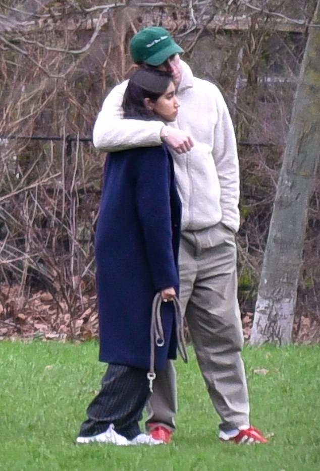 Spotted this weekend walking her dog Todd, Ambika Mod and her boyfriend Andy Sellers looked more in love than ever.