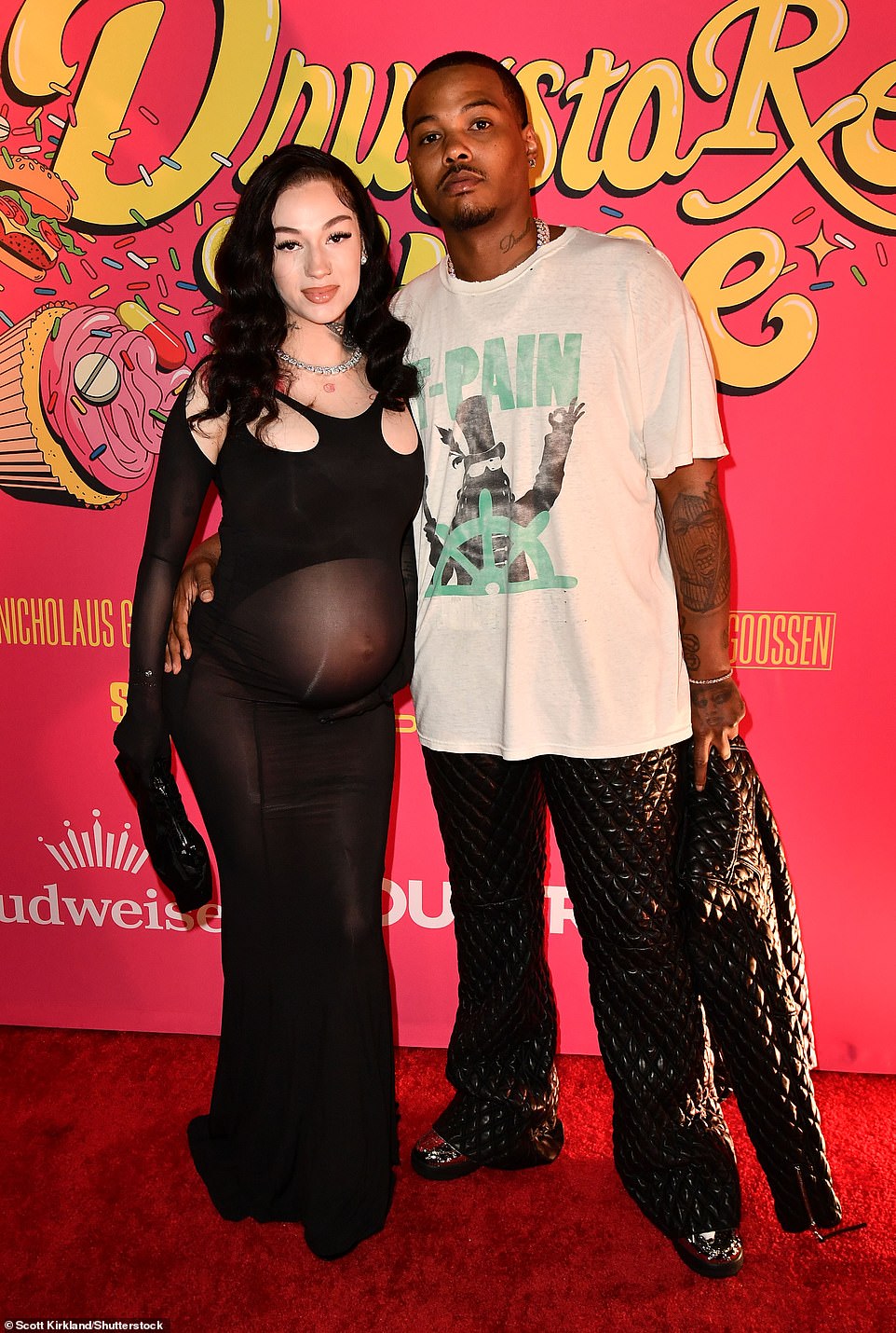 Coincidentally, writer and Drugstore June star Esther Povitsky (right) is also pregnant, so she proudly posed with Bhabie in a black minidress and knee-high boots.
