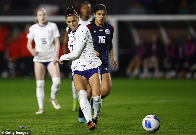 Alex Morgan, who joined the team early Tuesday, scored after coming on