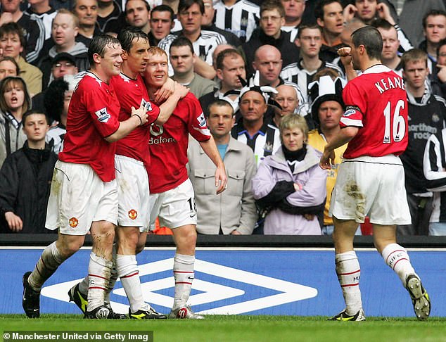 The former Red Devils spent a year and a half together at Old Trafford before Keane (right) ended up leaving to join Celtic in 2005.