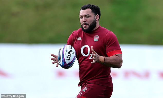 Ellis Genge is back in the mix for his first start in the competition, pushing Joe Marler to the bench.