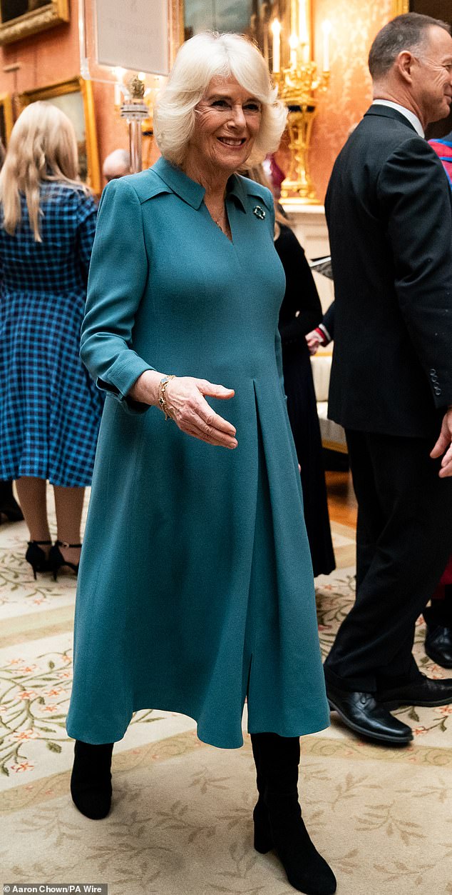 The Queen wore an elegant green dress to the awards ceremony in London, which is held once every two years.