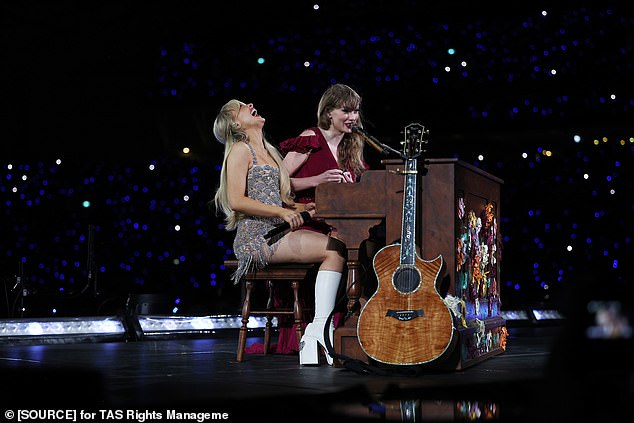1708694766 797 Taylor Swift stuns fans as she invites surprise guest on