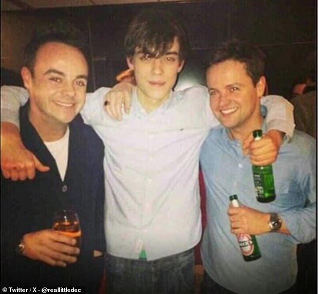 In 2013, Dylan shared a photo enjoying a beer with the real Ant and Dec on his Twitter account, reallittledec.