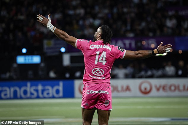 Dakuwaqa celebrated in style by scoring to complete the almost improbable feat of over 100 metres.