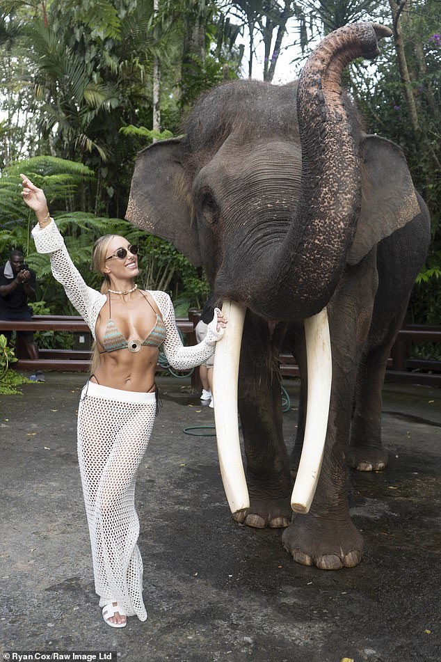 Amber was all smiles when she met the elephants.