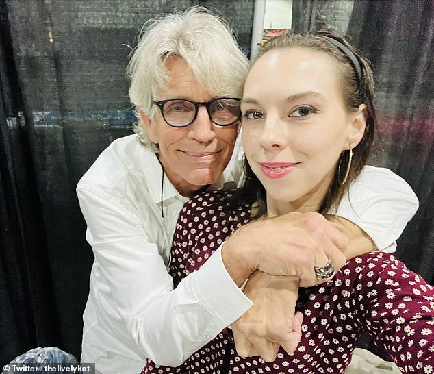 Lively is seen in a selfie with actor Eric Roberts, whom she interviewed for her podcast