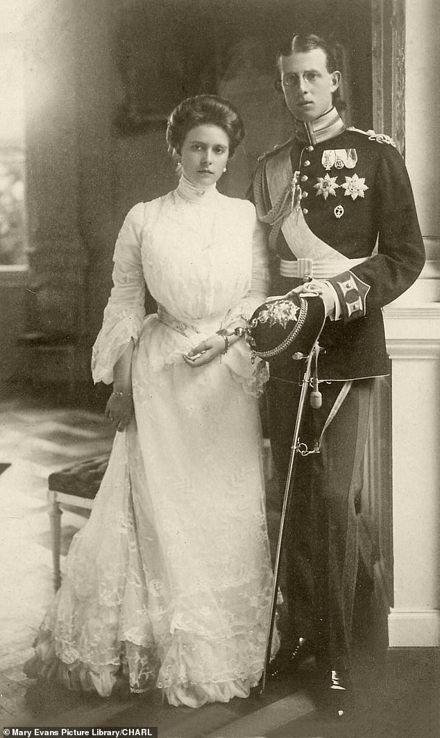 Prince Alice with her husband, Prince Andrew of Greece, on their wedding day in 1903.