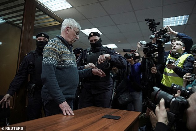 Orlov praised Navalny in his remarkable speech to the court before the sentencing