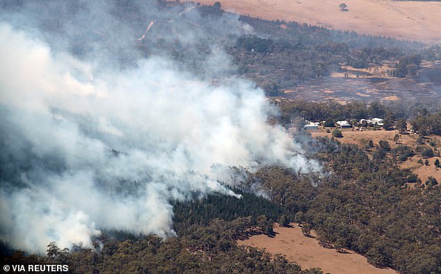Smoke seen burning from bushfires north of Beaufort, near Ballarat