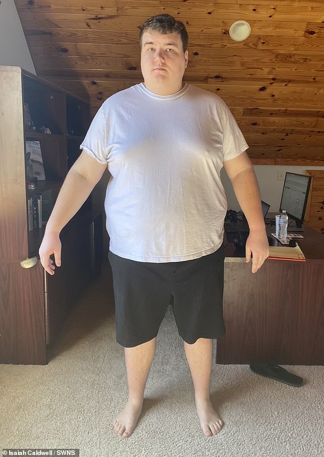 Isaiah once tipped the scales at 434 pounds (pictured, before losing weight), but he was told his weight could be affecting his fertility.