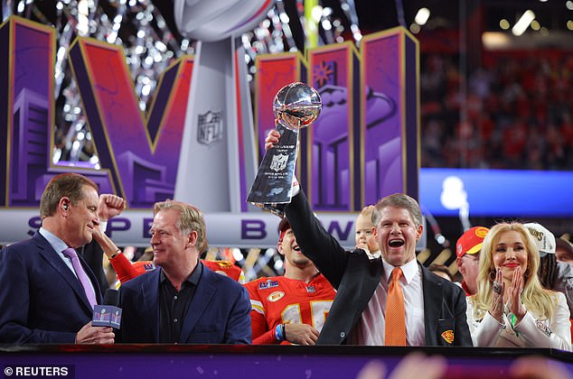 Owner Clark Hunt received a scathing F review and players criticized the facilities.