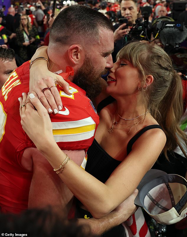 Merritt believes Kelce's increased happiness helped the team improve its playoff form.