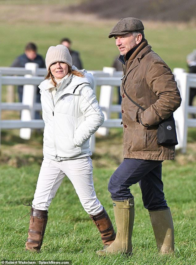 Halliwell and Horner at Larkhill Royal Artillery Point to Point in Wiltshire on 27 January