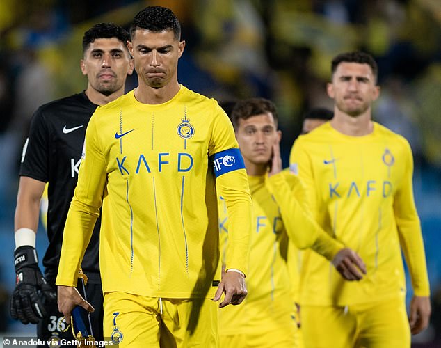 For the first time since joining Al-Nassr, Ronaldo could be seen wearing long sleeves.