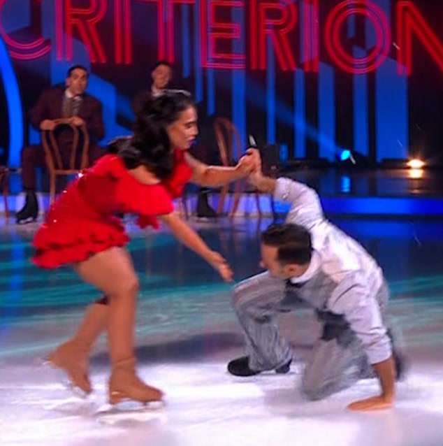 Dancing On Ices Ryan Thomas falls TWICE as fans claim