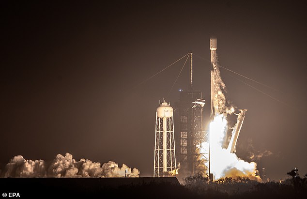 NASA's Nova-C lunar lander, encapsulated within the fairing of a SpaceX Falcon 9 rocket, part of the Intuitive Machines IM-1 mission, lifts off from Launch Complex 39A at the Kennedy Space Center.