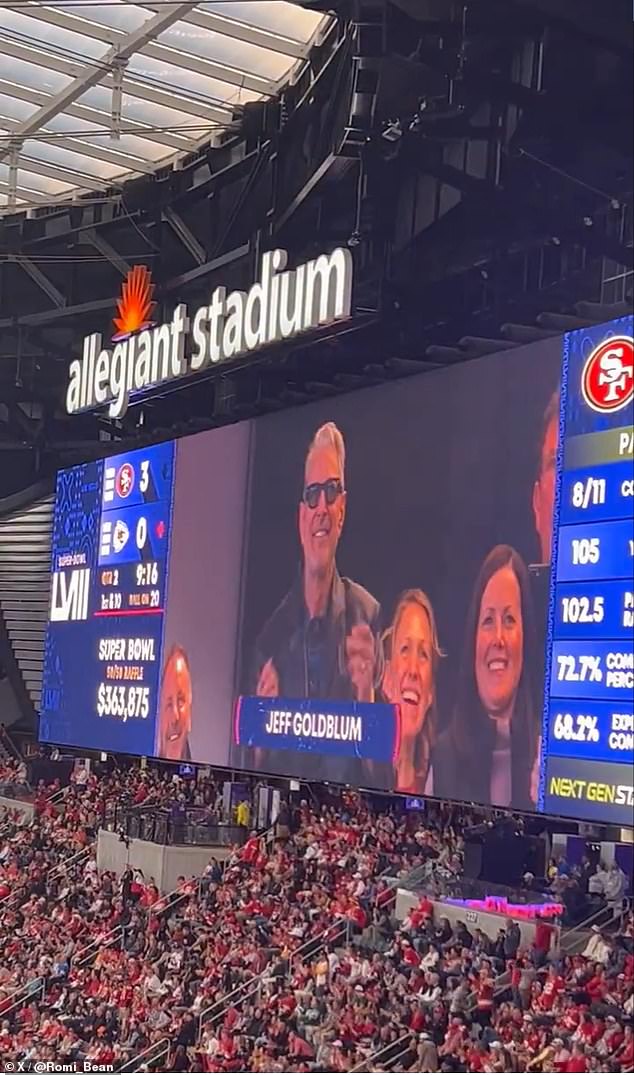 Jeff Goldblum appeared on the Allegiant Stadium jumbotron in the first half of Chiefs-49ers