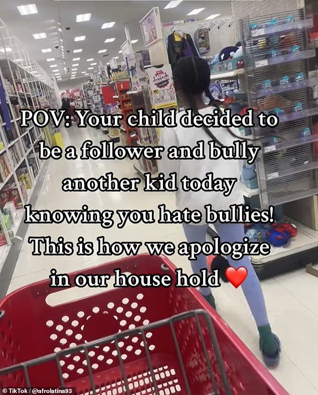 A mother has been inundated with praise online after sharing the parenting method she used to teach her daughter a lesson about bullying.