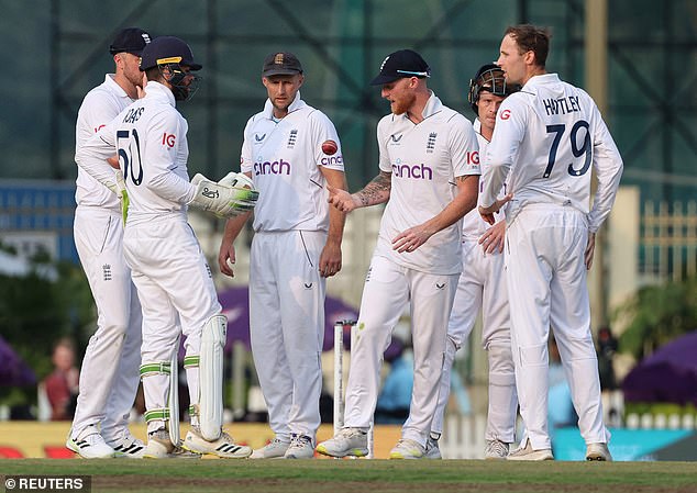 England face defeat in the fourth Test against India after the hosts changed the momentum.