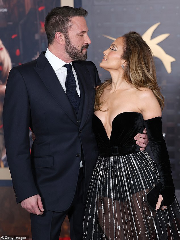 Jennifer Lopez shared loving looks with her husband Ben Affleck at the premiere of his latest film