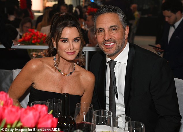 Kyle Richards has revealed that her ex-husband Mauricio Umansky still lives with her in their family home.