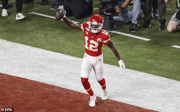 Mecole Hardman scored the winning touchdown as the Chiefs defeated the 49ers, 25-22.