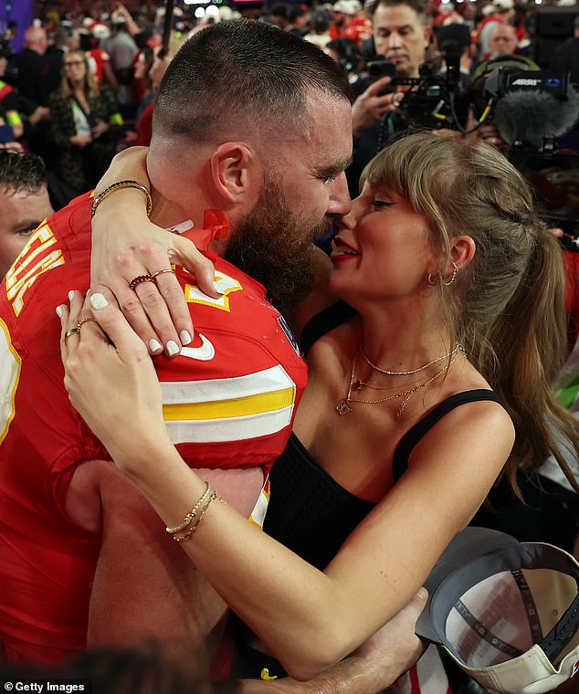 Swift celebrated with her boyfriend Travis Kelce after Kansas City beat the 49ers in Las Vegas.