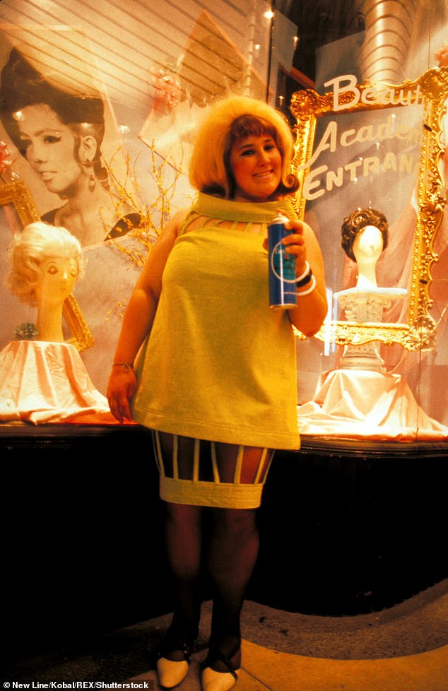 The star weighed 200 pounds when, at age 19, she was cast as the portly Tracy Turnblad in John Waters' 1988 film Hairspray;  seen in a promotional still from the film