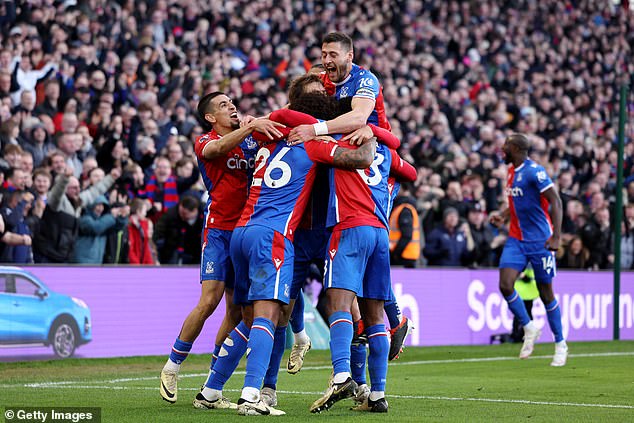 Crystal Palace ended a three-game winless streak by beating Burnley 3-0